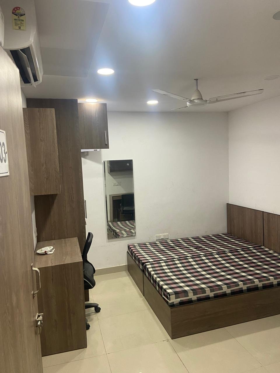 vidhi pg south patel nagar