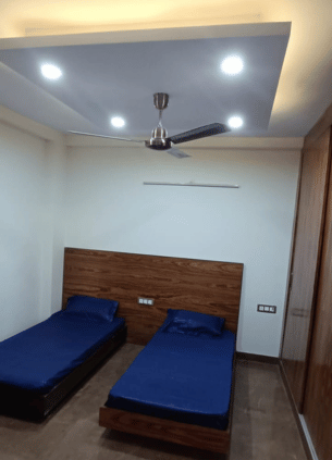 yash pg south ex1 kotla girls pg